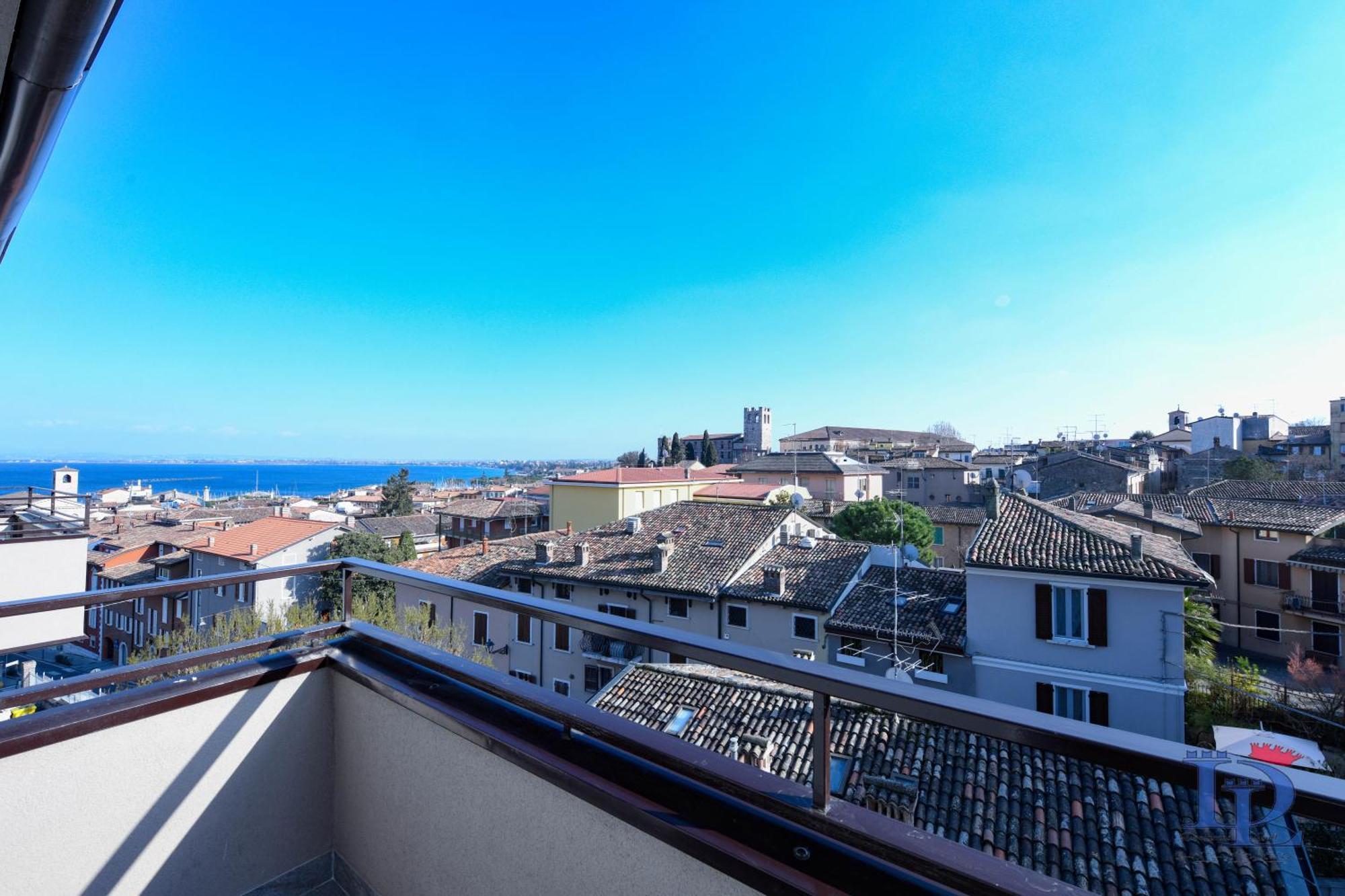 Desenzanoloft Official Partner Marriott Homes & Villas - Jack'S Penthouse Desenzano del Garda Exterior foto